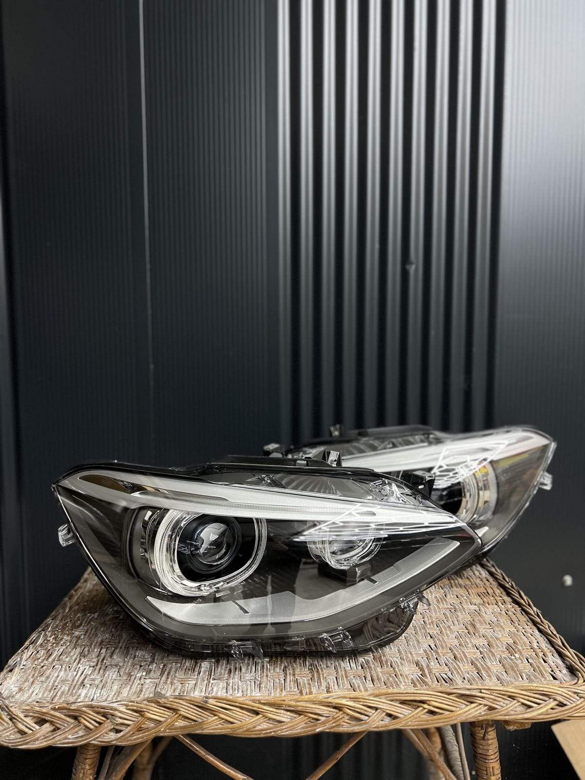 Far Faruri BMW seria 1 F20 F21 Bixenon